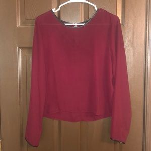 Cropped maroon blouse